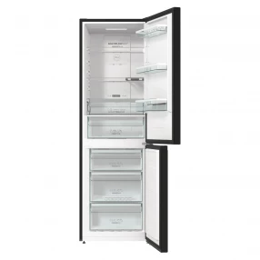 Prednja strana sa otvorenim vratima samostojećeg frižidera sa zamrzivačem Gorenje, crni