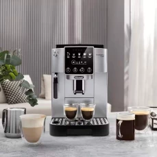 Aparat za espresso kafu sa pjenjačom za mlijeko.