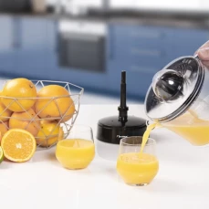 Citruseta koja ima mogućnost odvajanja pulpe od soka.
